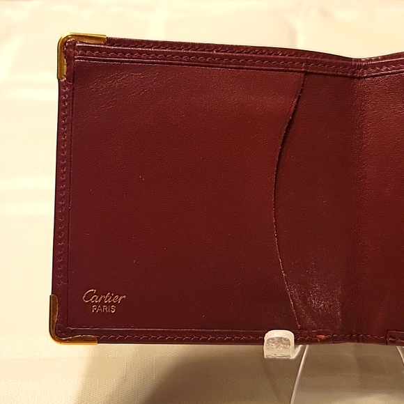 Authentic Les Must De Cartier Leather Bifold Wallet Bordeaux Gold Tone corners - Picture 4 of 10